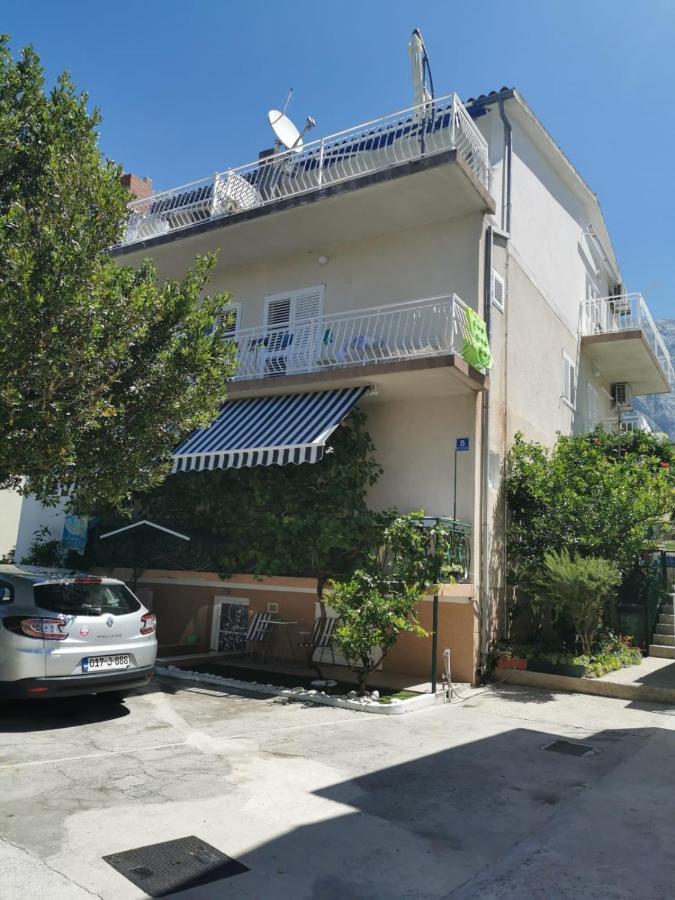 Zuzana Apartment Baska Voda